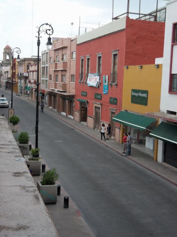 Hotel San Carlos Irapuato Extérieur photo